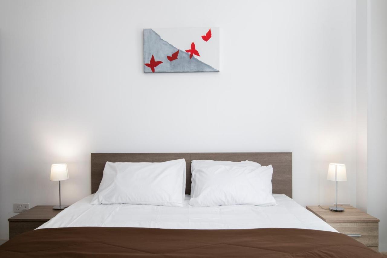 Sea View Apartment 2 Bedrooms 2 Bathrooms, 2 Minutes Away From The Sea San Ġiljan Kültér fotó