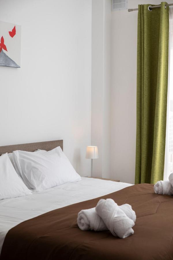 Sea View Apartment 2 Bedrooms 2 Bathrooms, 2 Minutes Away From The Sea San Ġiljan Kültér fotó