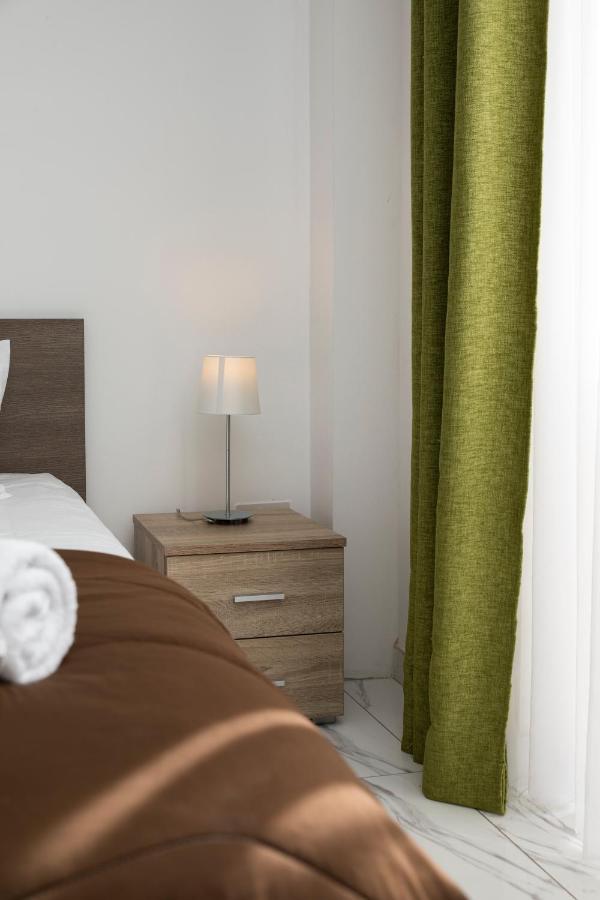 Sea View Apartment 2 Bedrooms 2 Bathrooms, 2 Minutes Away From The Sea San Ġiljan Kültér fotó